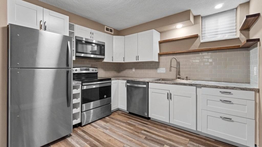 234 North Lorimier Street (Lorimier Lookouts) - 12