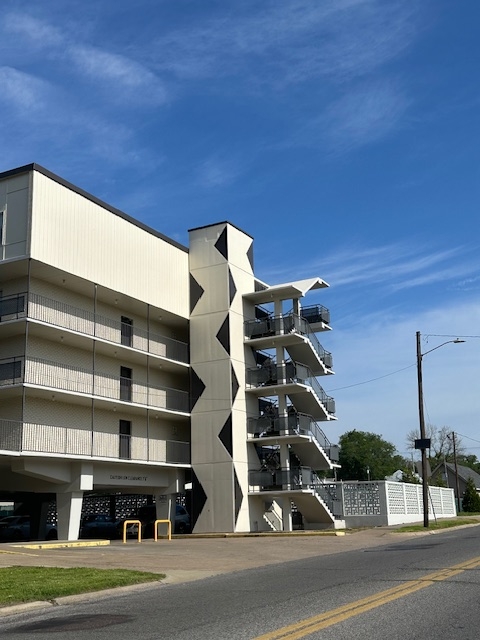 45 South West End Boulevard - 204
