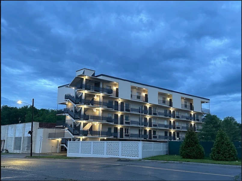 45 South West End Boulevard - 414